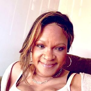 Meet your Posher, Tran